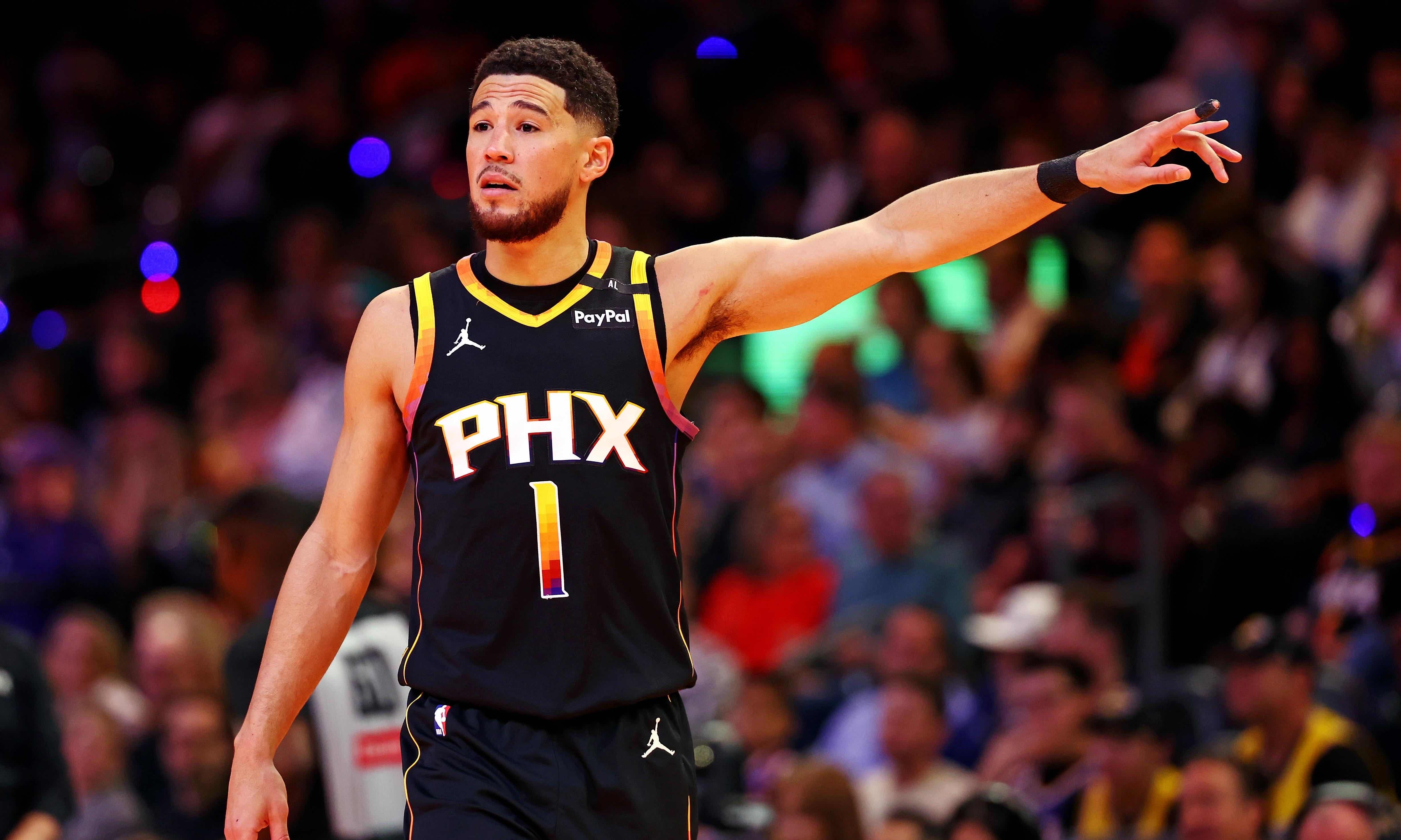 关于热火力克广东队，布克关键制胜的信息