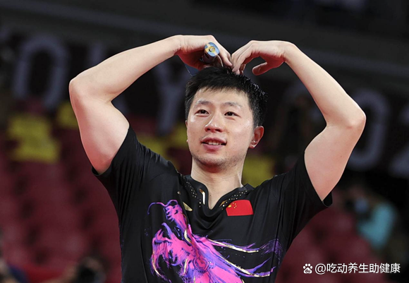 英格兰队逆转中国队，马龙高光表现