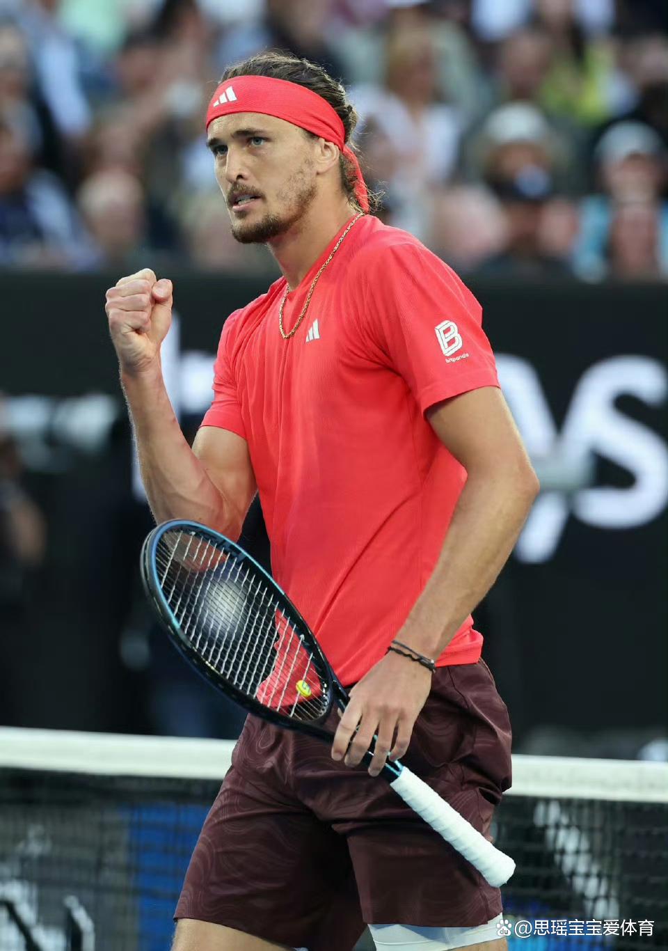 开云体育入口-温网力克澳网，兹维列夫统治全场
