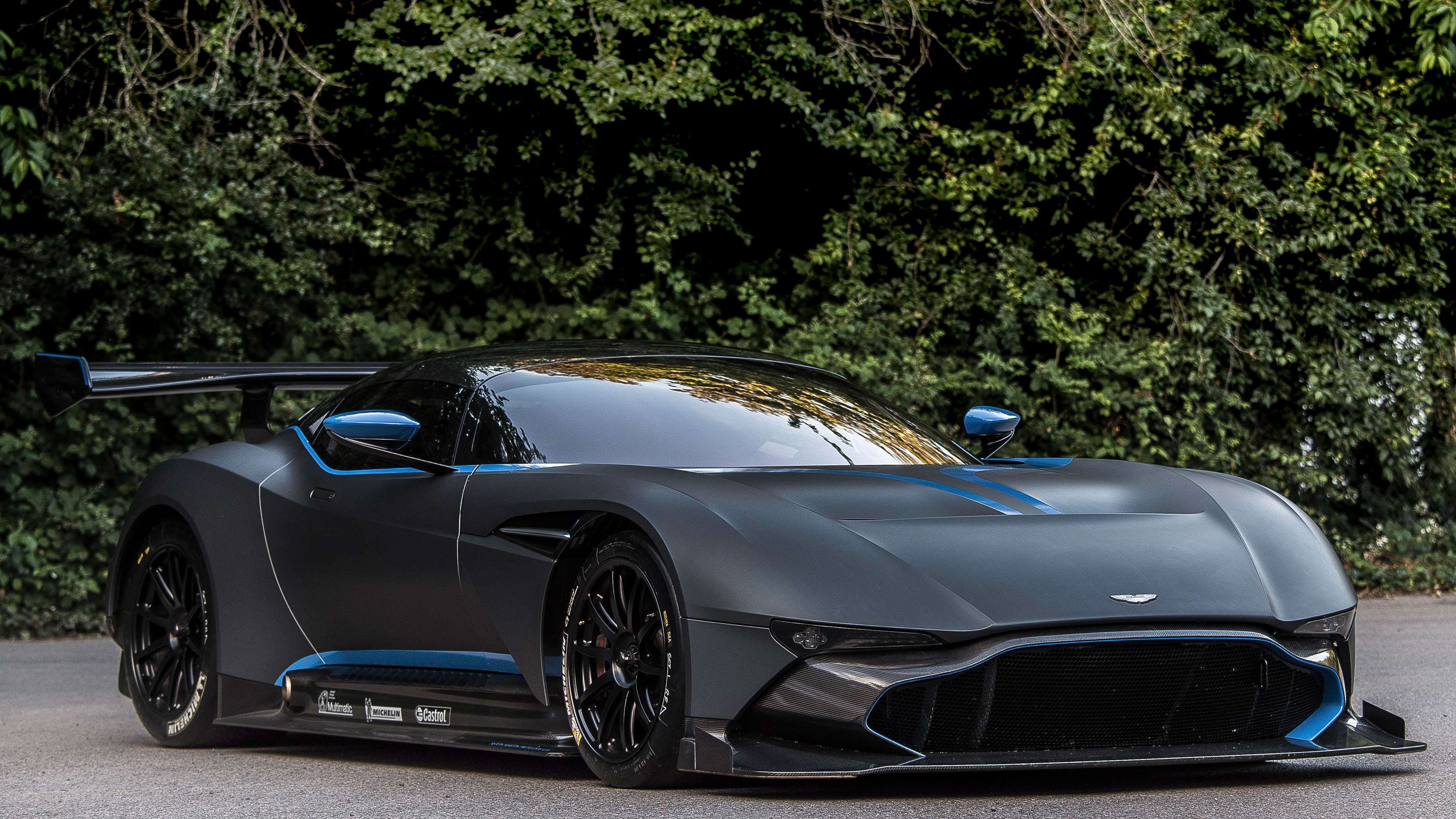布罗佐维奇,在慕尼黑的雨中,他用非典型的方式,为日本队的蓝图刻下裂痕