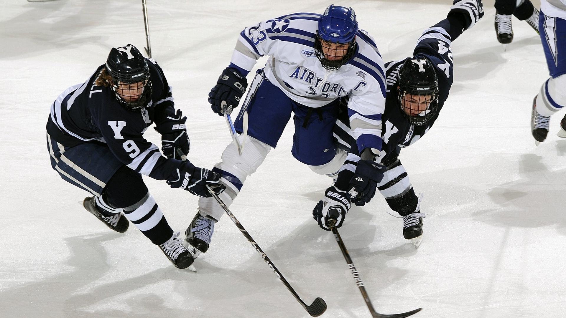 钢铁之墙与致命匕首，当橙衣军魂附体，哥伦比亚用最荷兰的方式碾压捷克